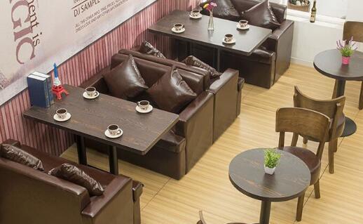 简洁的造型反而更加深受现代人们的喜爱