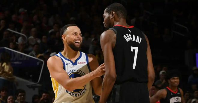 库里关键三分不中勇士惜败 王朝周期终结