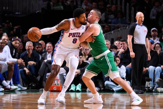 76人探花埃奇库姆狂砍30分率队爆冷掀翻绿军