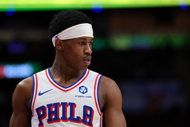 76人探花埃奇库姆狂砍30分率队爆冷掀翻绿军